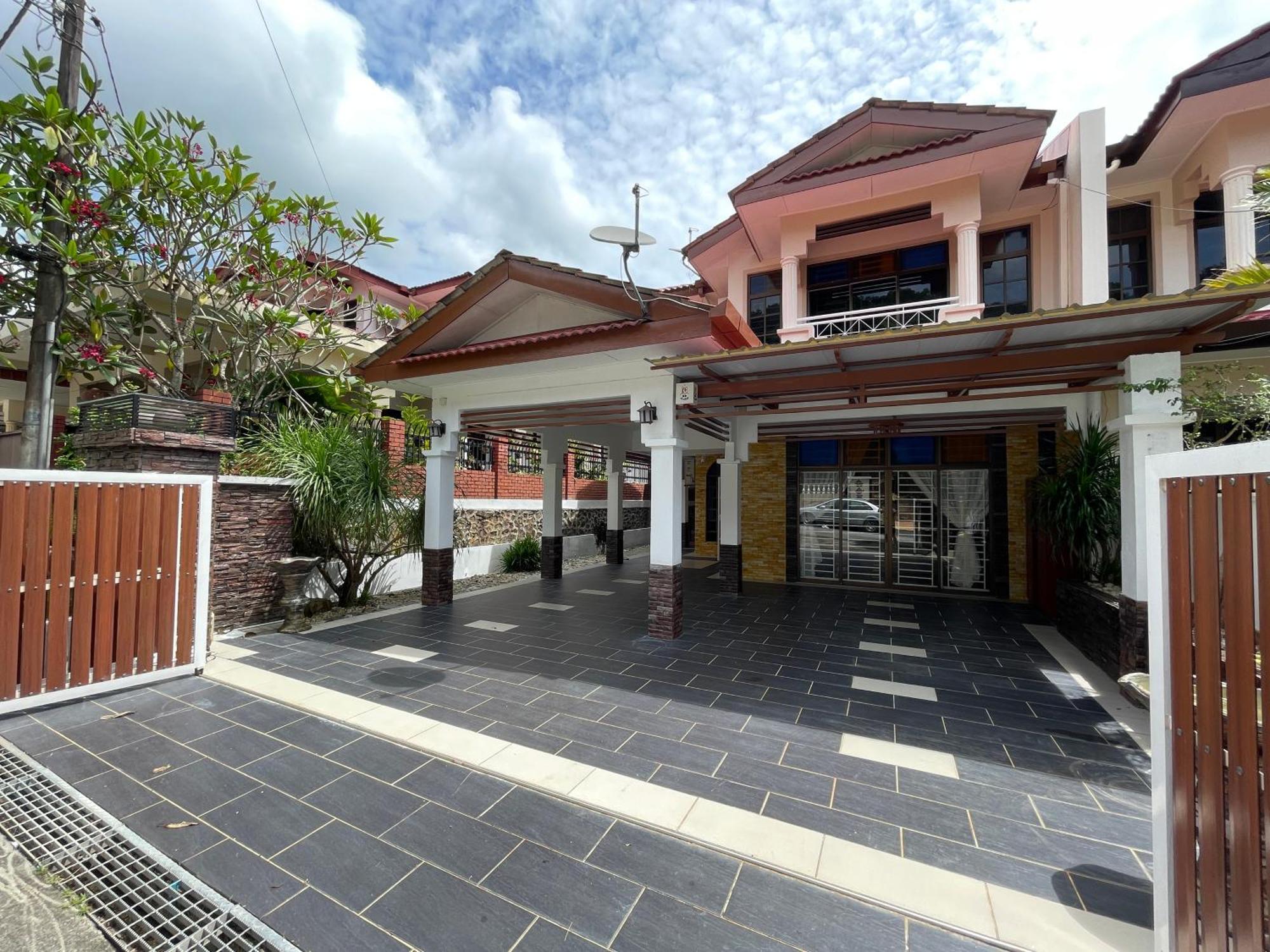 Langkawi Cozy Holiday Home at Bukit Indah by Zervin Kuah Bagian luar foto